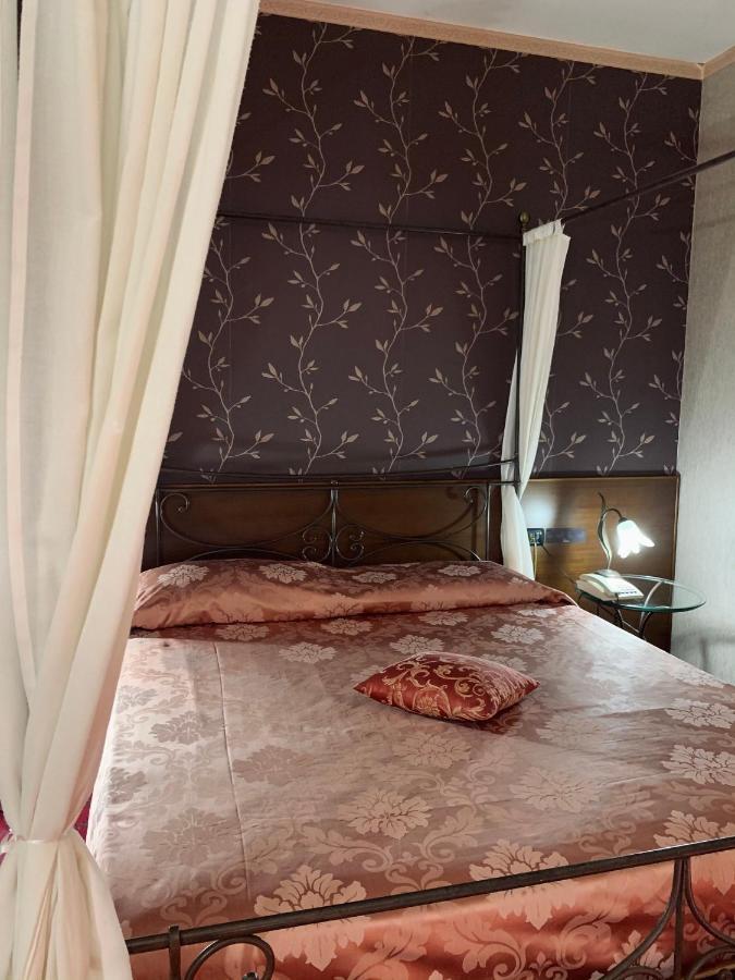 Hotel - Motel Flower Gropello Cairoli Εξωτερικό φωτογραφία