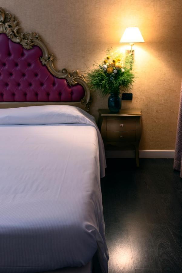 Hotel - Motel Flower Gropello Cairoli Εξωτερικό φωτογραφία