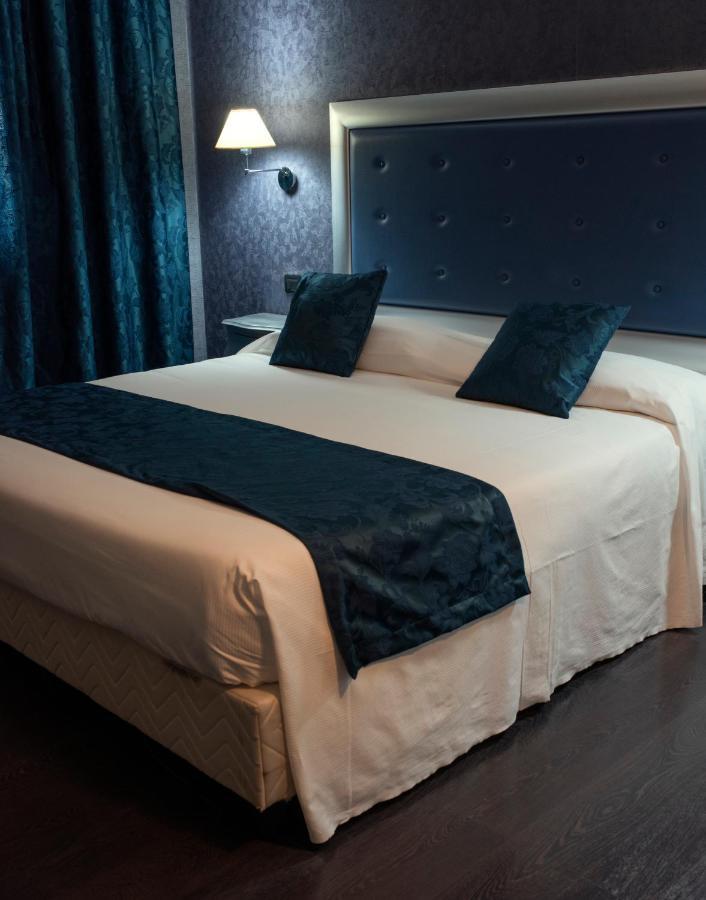 Hotel - Motel Flower Gropello Cairoli Εξωτερικό φωτογραφία