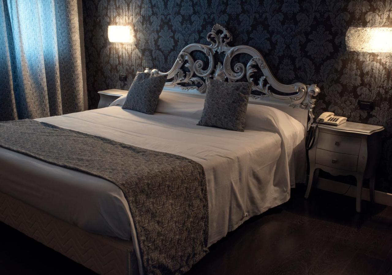 Hotel - Motel Flower Gropello Cairoli Εξωτερικό φωτογραφία