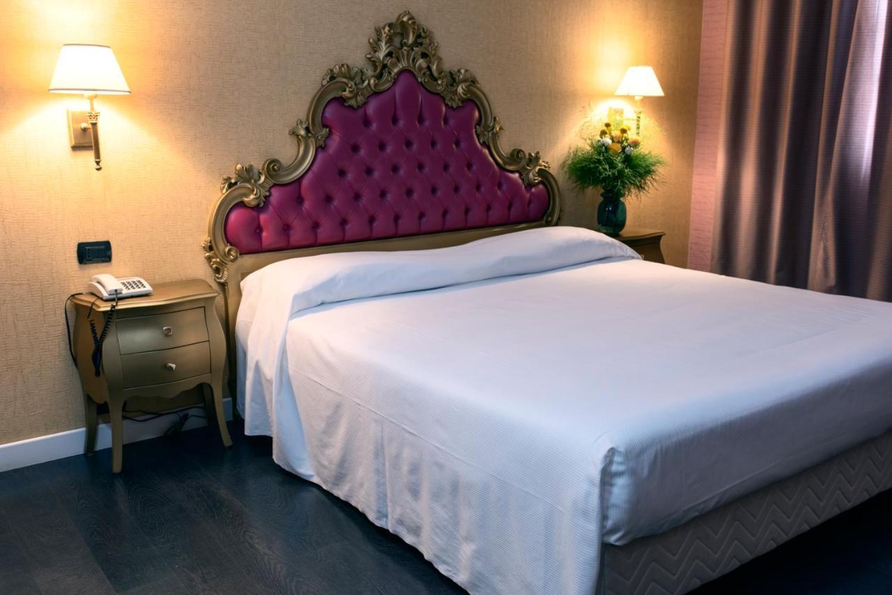 Hotel - Motel Flower Gropello Cairoli Εξωτερικό φωτογραφία