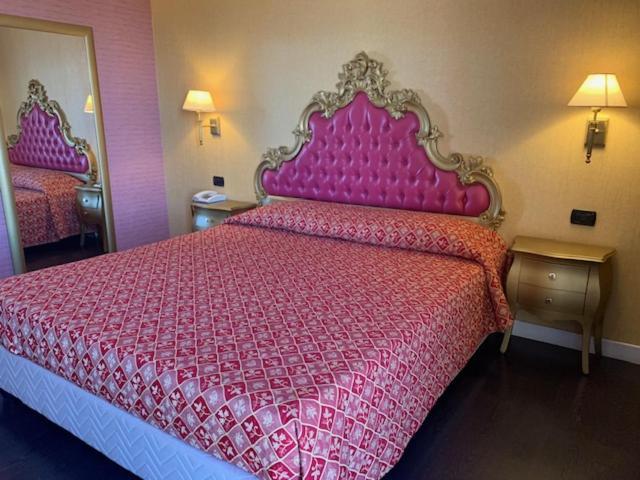 Hotel - Motel Flower Gropello Cairoli Εξωτερικό φωτογραφία
